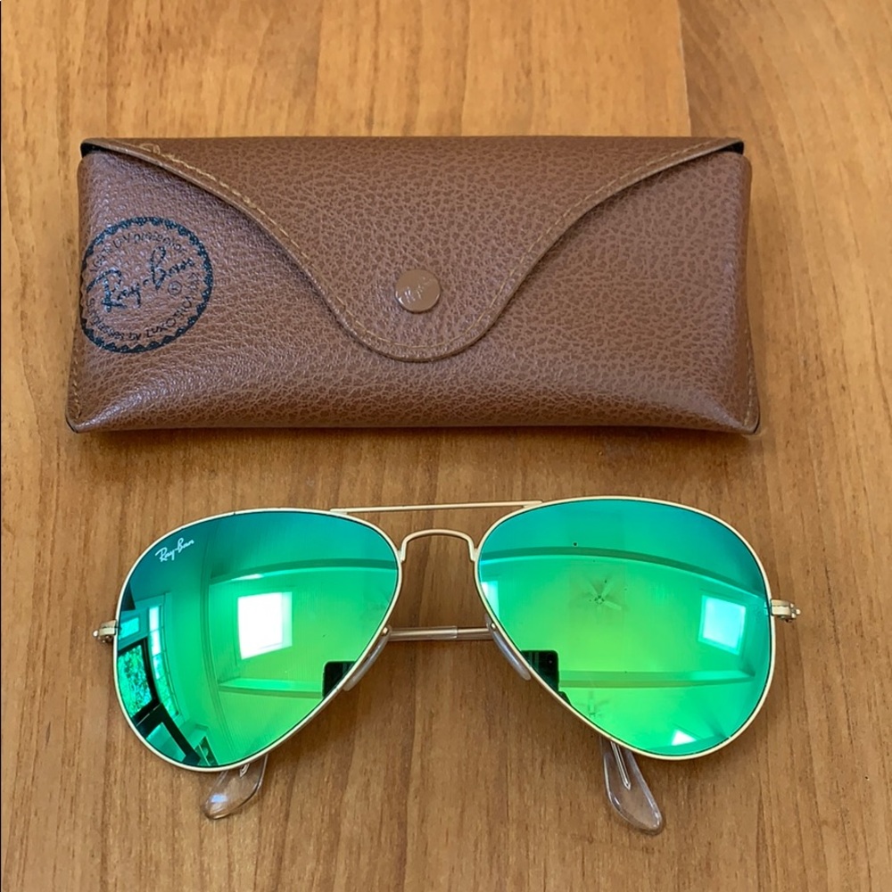 Ray-Ban Aviator Sunglasses